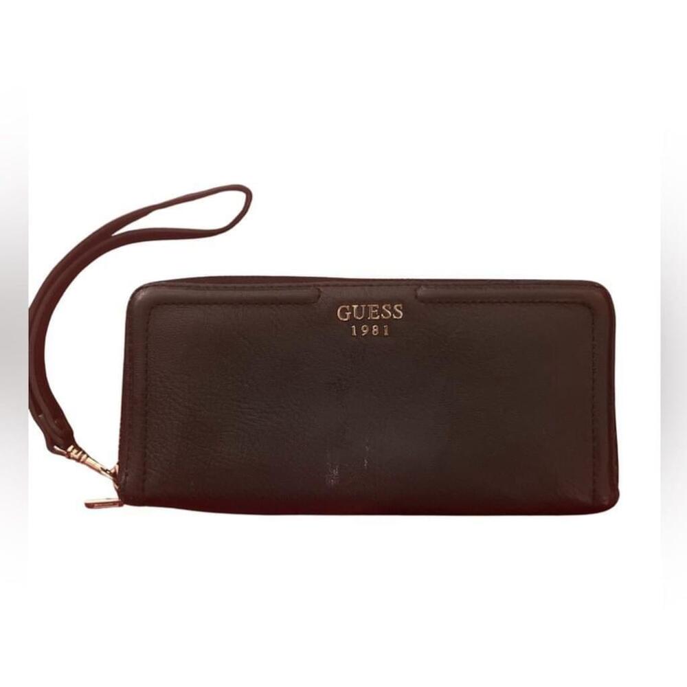 Guess wallet